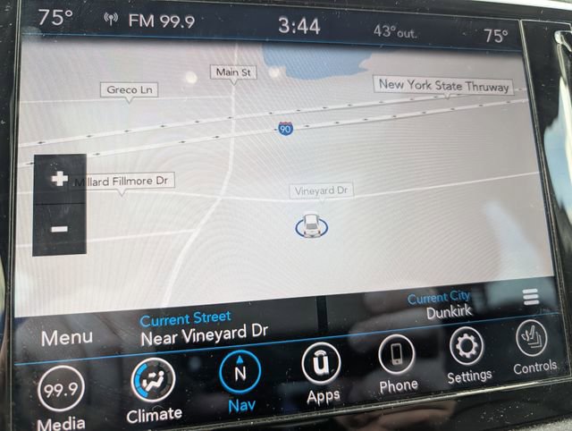 Used 2020 Chrysler Pacifica Limited w/ Advanced Safetytec Group FWD image 38