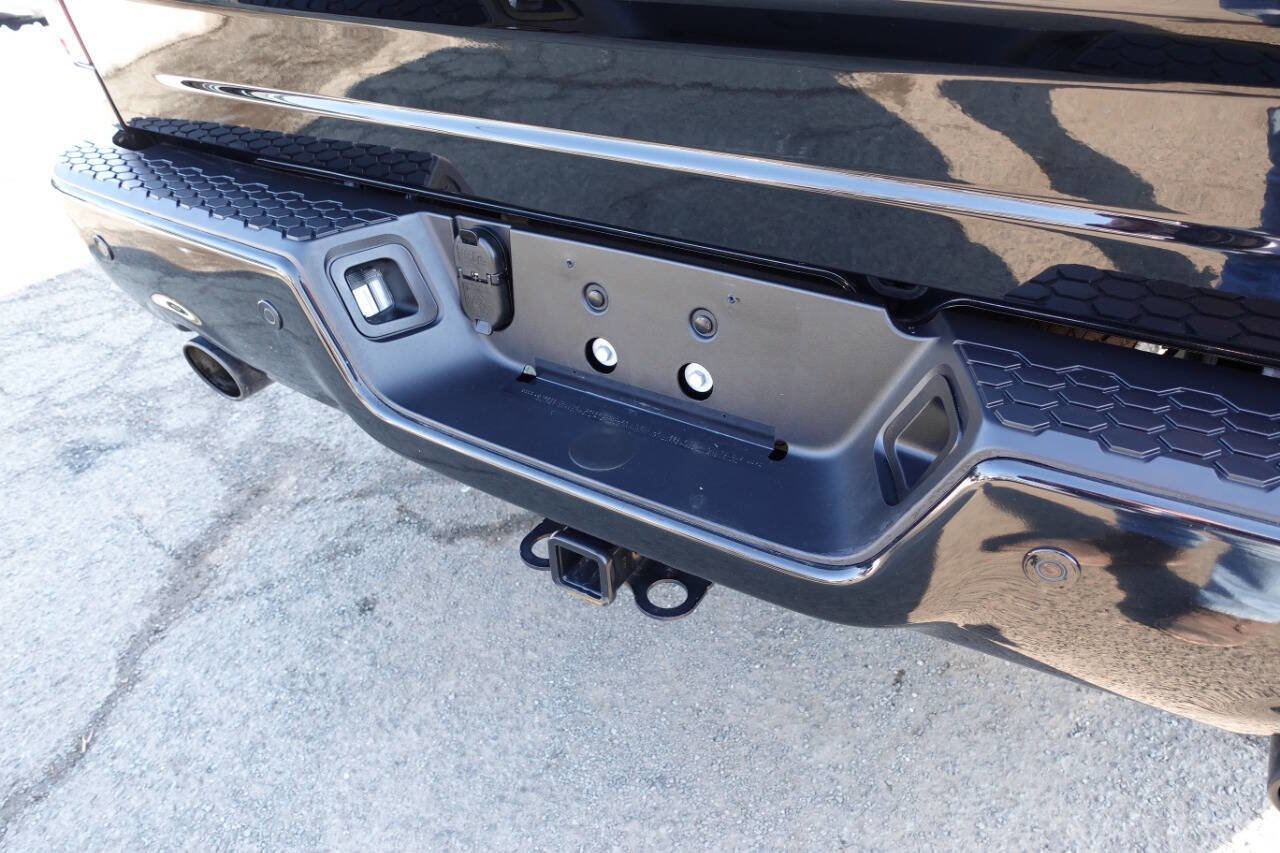 Used 2023 RAM 1500 Express w/ Wheel & Sound Group image 19
