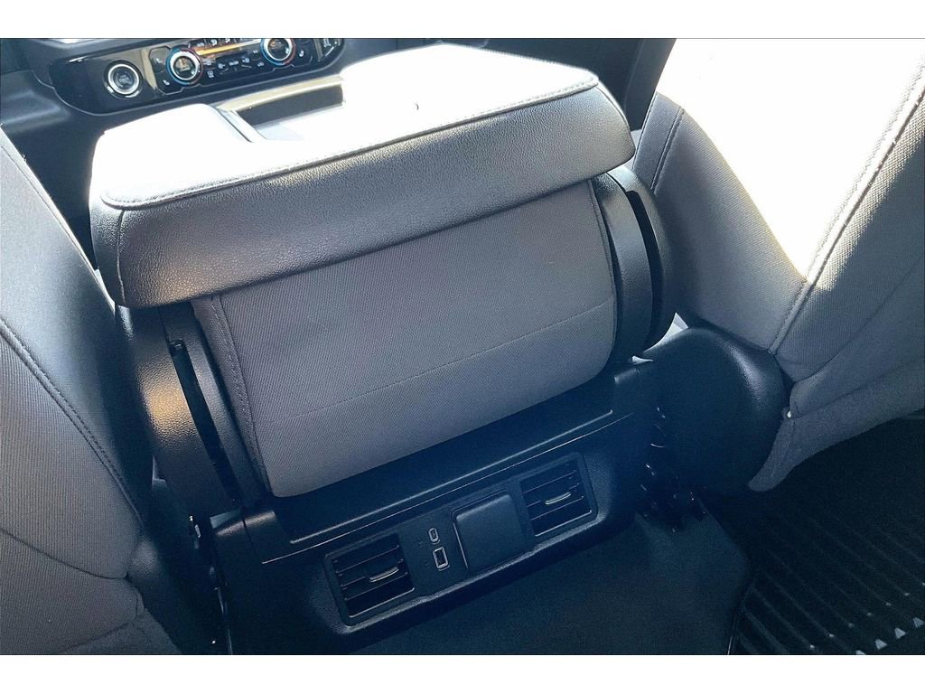 Used 2024 GMC Sierra 1500 Elevation image 11