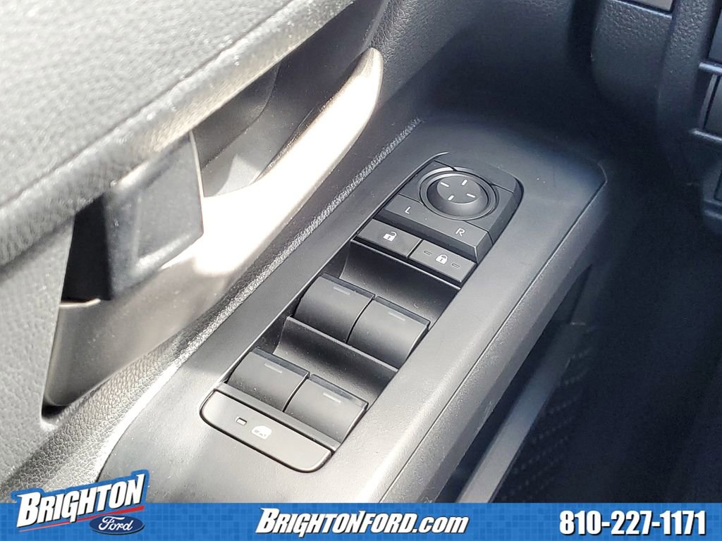 Used 2025 Toyota Tacoma TRD Sport AWD/4WD image 14