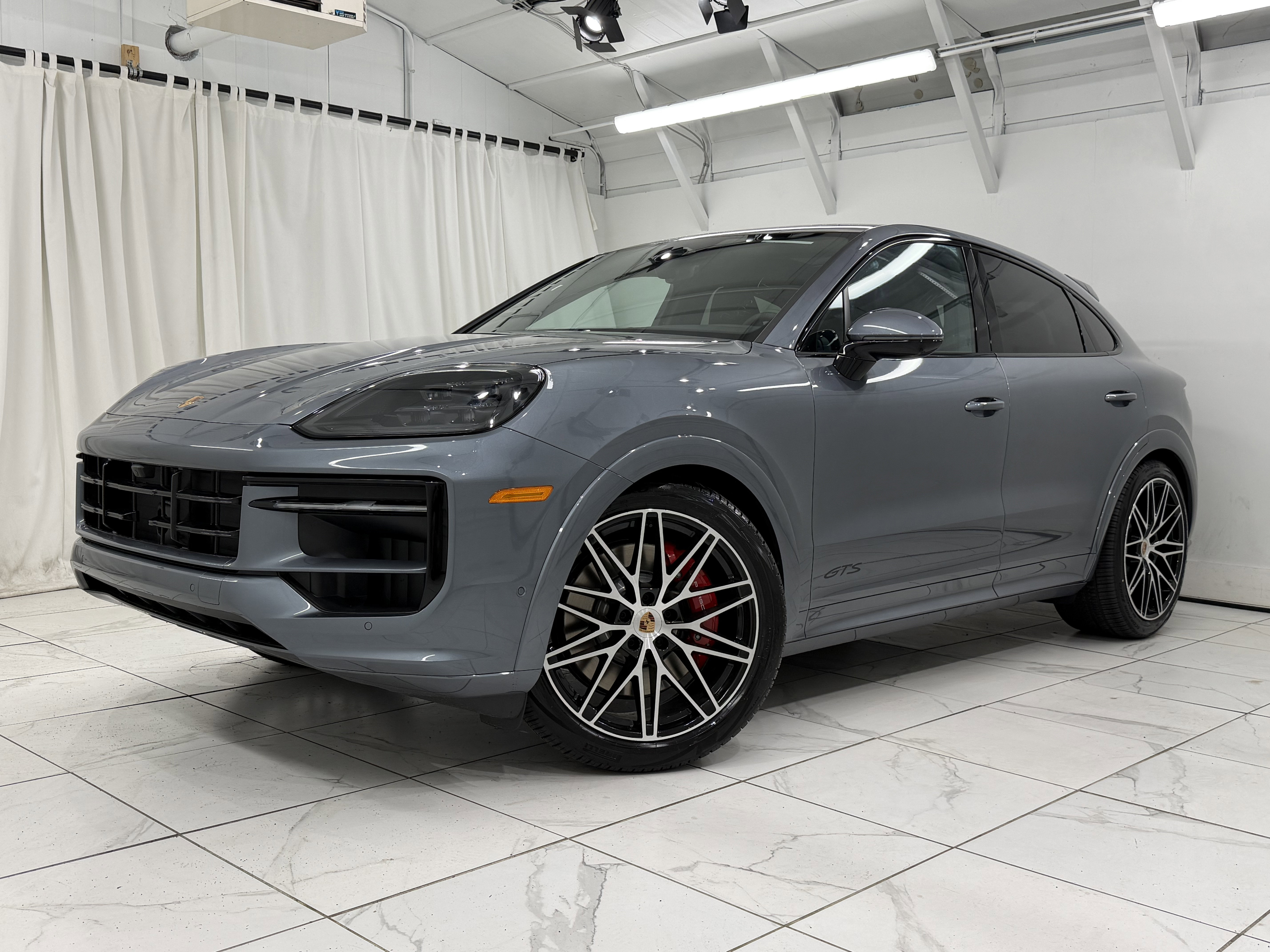 New 2026 Porsche Cayenne GTS AWD/4WD image 6