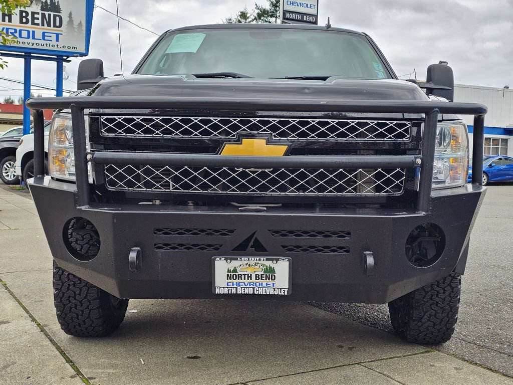 Used 2012 Chevrolet Silverado 3500 LTZ w/ LTZ Plus Package AWD/4WD image 2