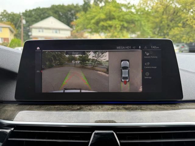 Used 2020 BMW 540i xDrive w/ M Sport Package AWD/4WD image 23