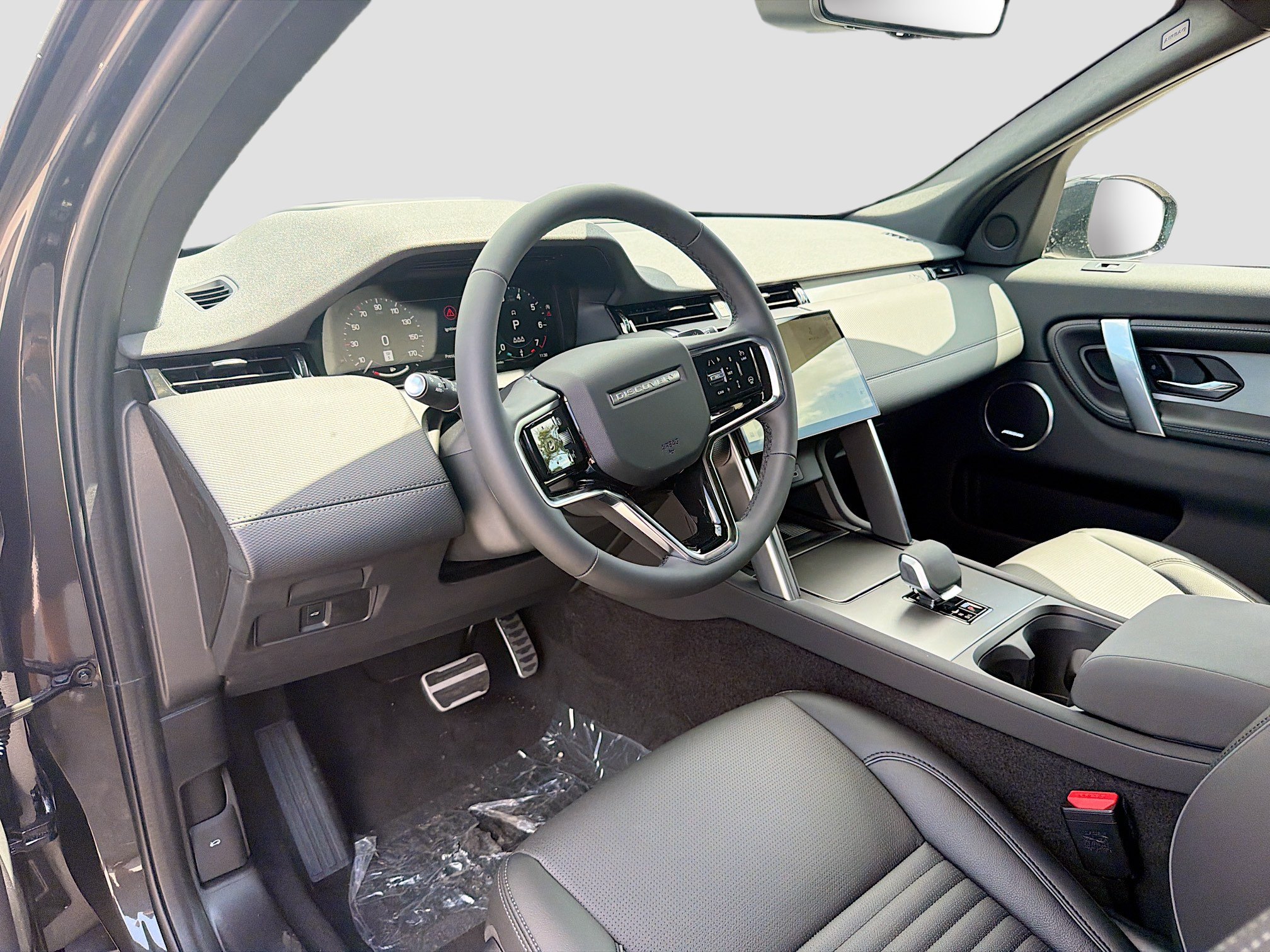 New 2026 Land Rover Discovery Sport Landmark AWD/4WD image 26