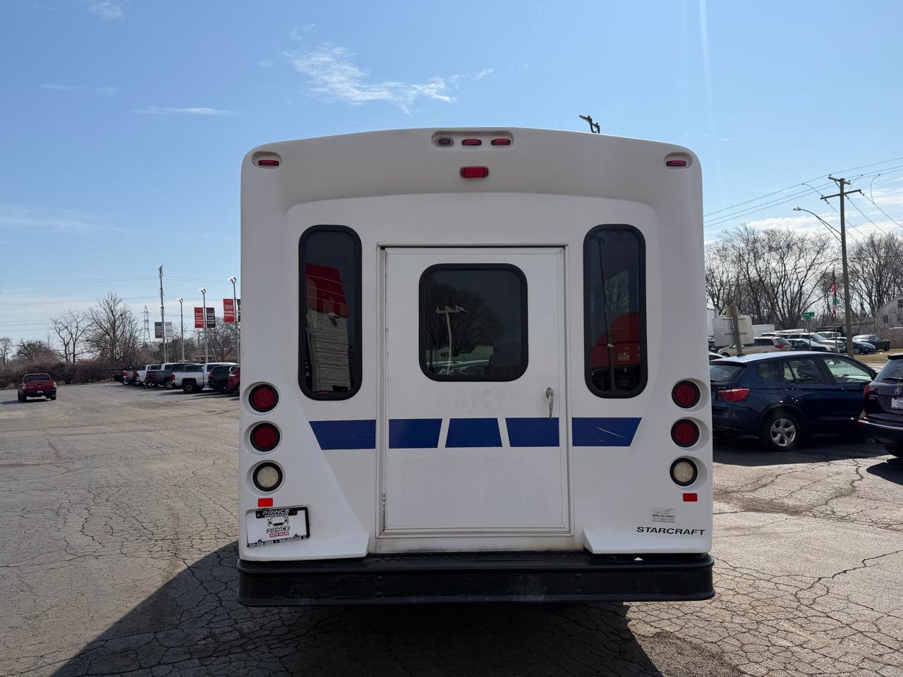 Used 2015 Ford E-350 and Econoline 350 Super Duty image 6
