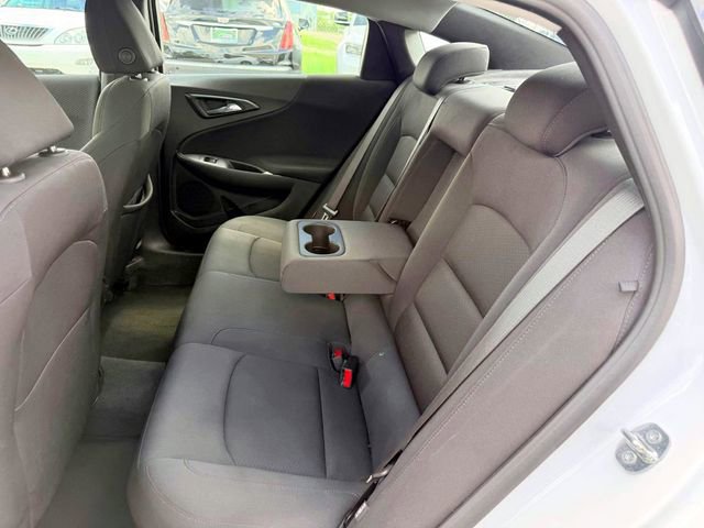 Used 2023 Chevrolet Malibu LT w/ Driver Confidence Package FWD image 12