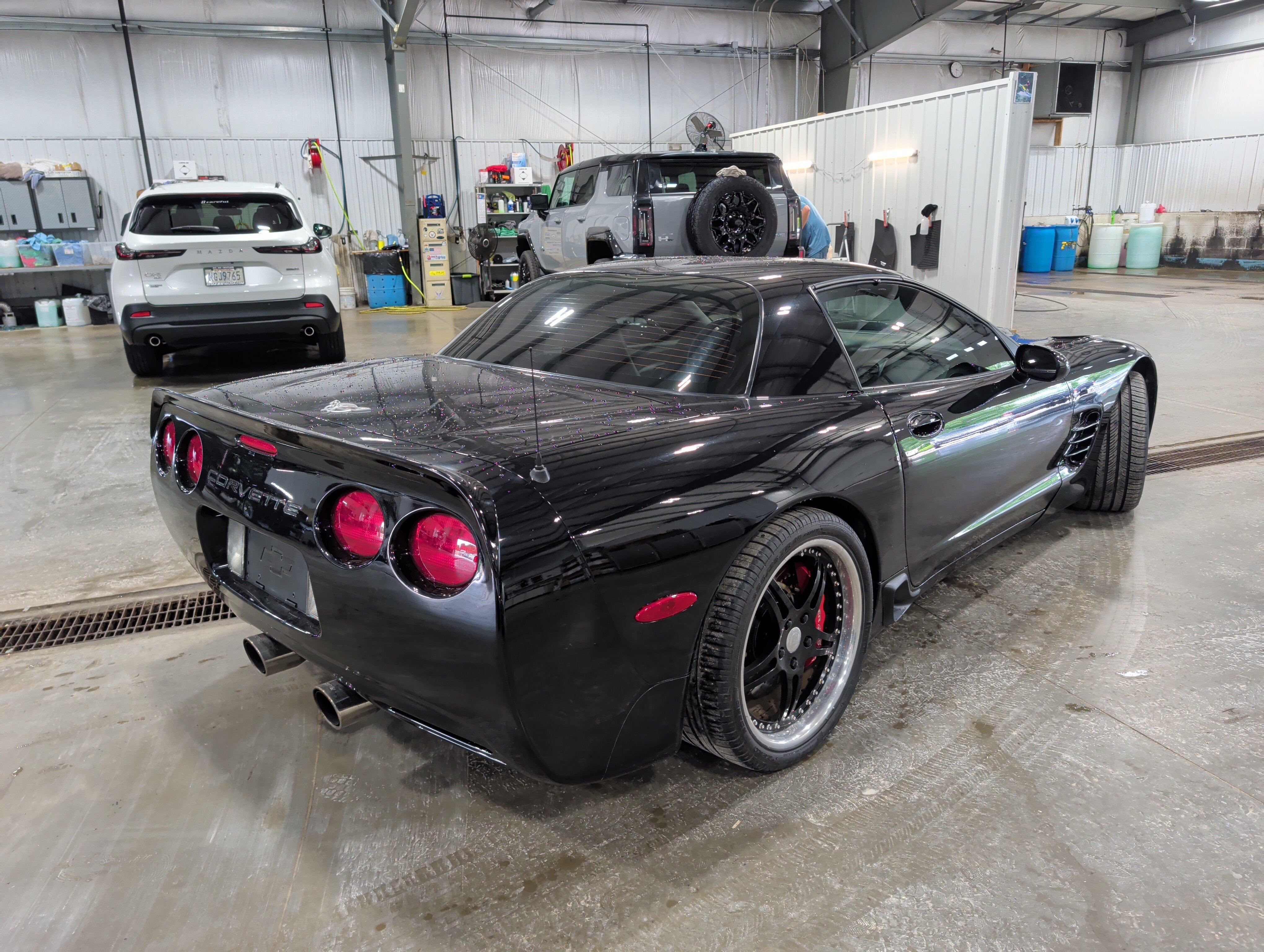 Used 2003 Chevrolet Corvette Z06 w/ Memory Package, 3 Drivers RWD image 3