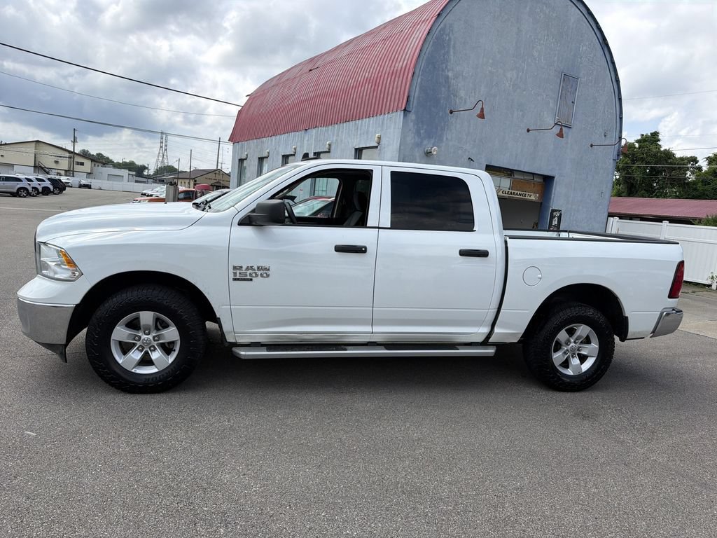 Used 2023 RAM 1500 Classic SLT w/ Electronics Group AWD/4WD image 8
