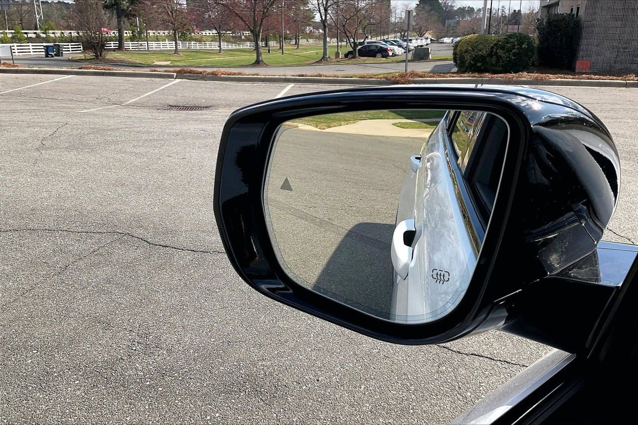 Certified 2025 Jeep Grand Cherokee L Limited w/ Luxury Tech Group II image 31