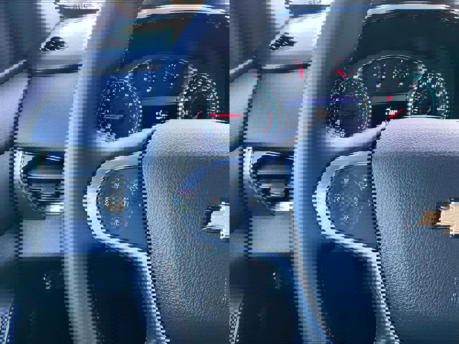 Used 2023 Chevrolet Traverse LT image 24