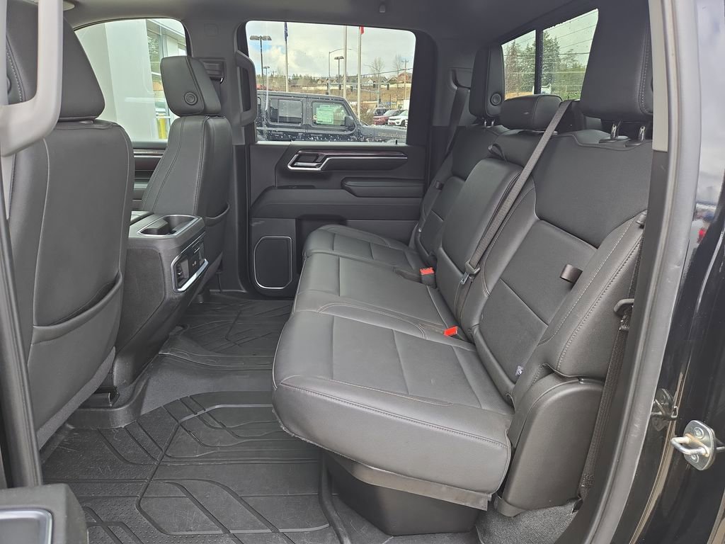 Used 2024 Chevrolet Silverado 2500 LTZ w/ LTZ Plus Package AWD/4WD image 15