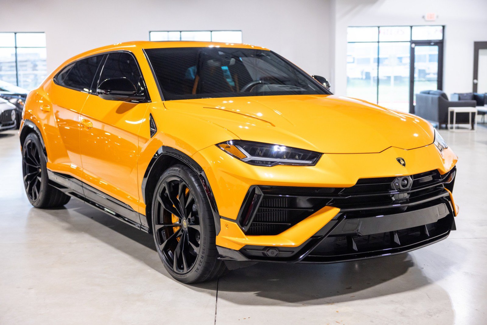 Used 2024 Lamborghini Urus S AWD/4WD image 10