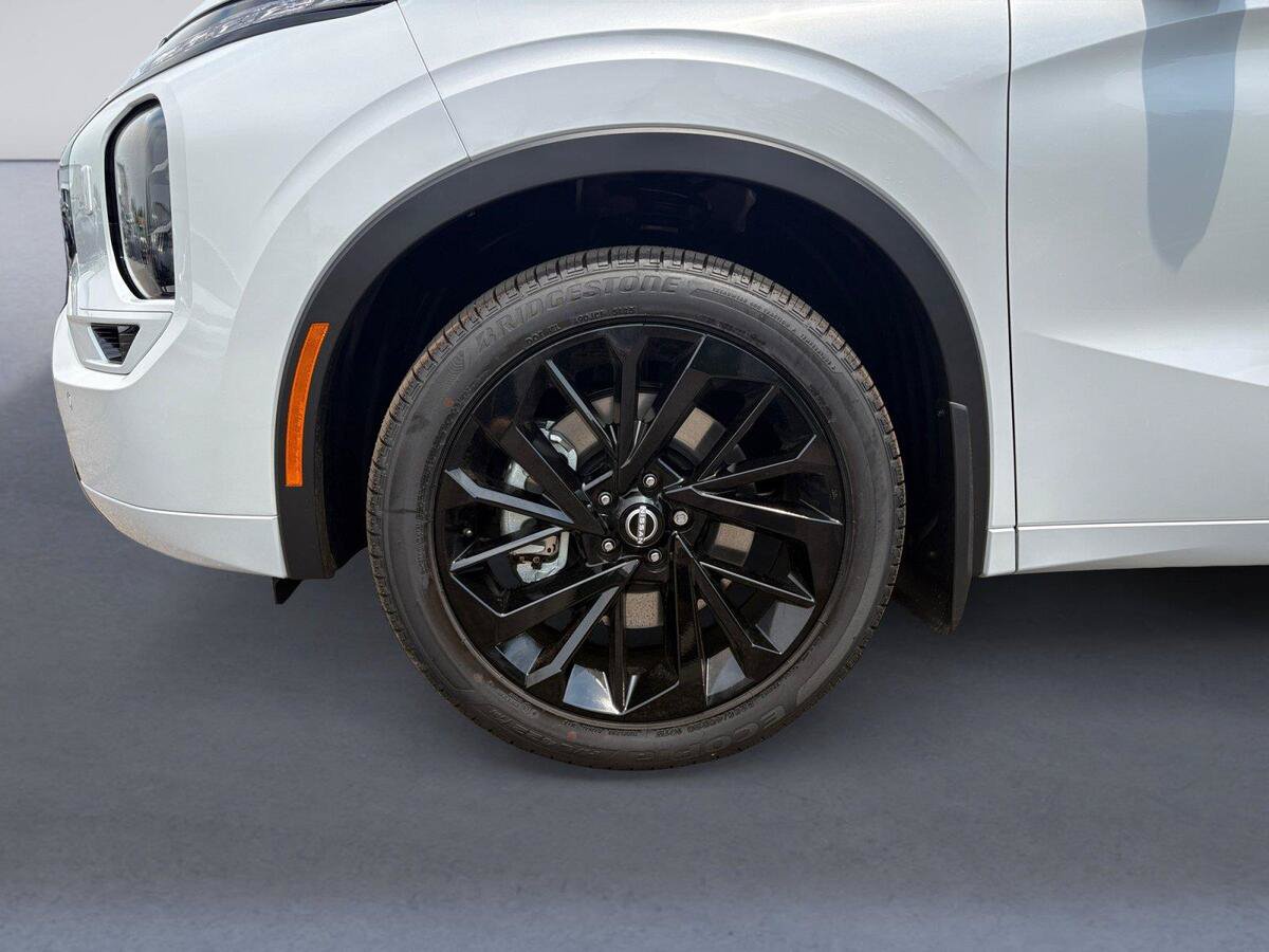 New 2026 Nissan Rogue Platinum AWD/4WD image 14
