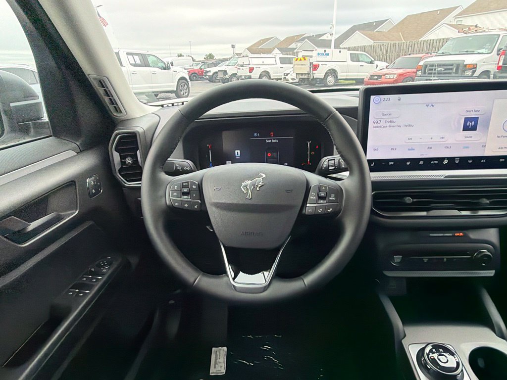New 2026 Ford Bronco Sport Outer Banks w/ Outer Banks Tech Package+ AWD/4WD image 17