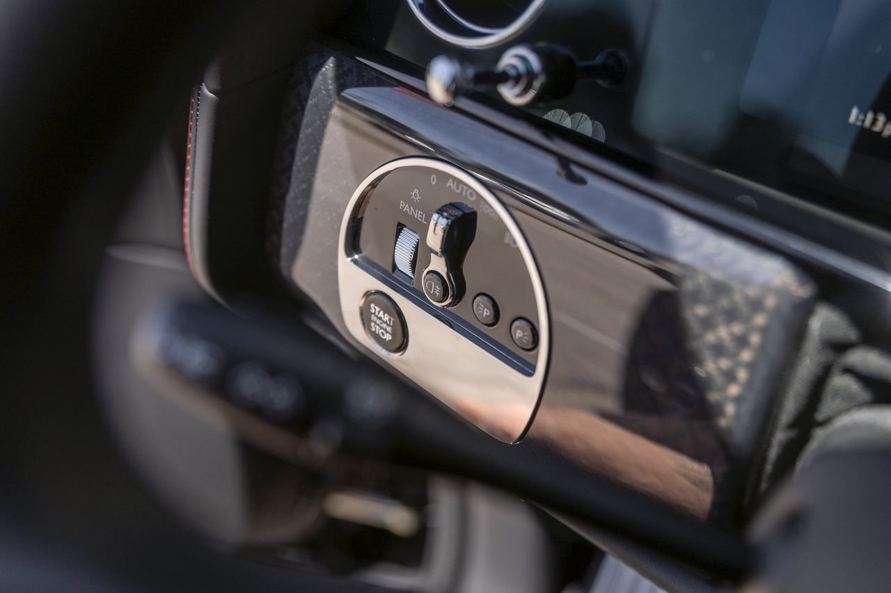 New 2026 Rolls-Royce Cullinan Black Badge image 37