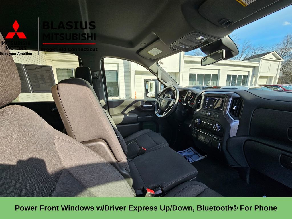 Used 2024 Chevrolet Silverado 2500 Custom w/ Custom Value Package image 16