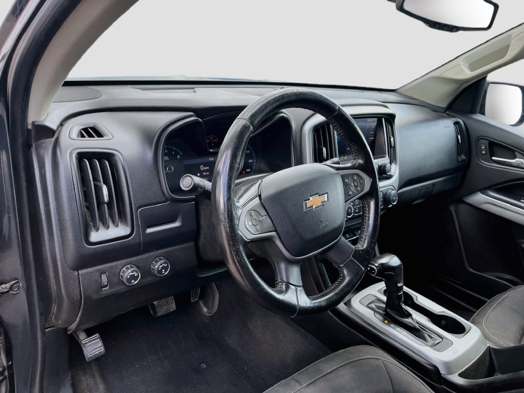 Used 2020 Chevrolet Colorado LT AWD/4WD image 9