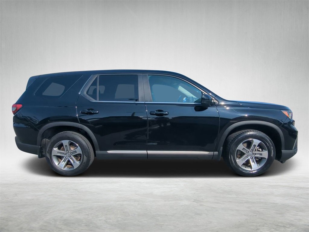 Used 2024 Honda Pilot EX-L image 2