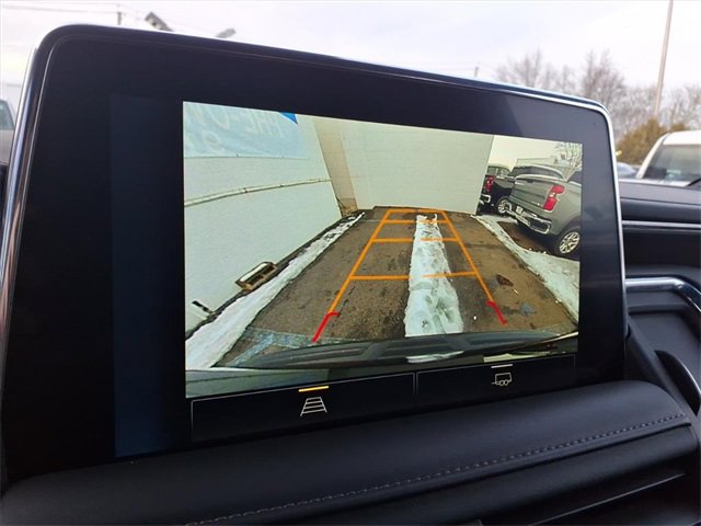 Used 2024 Chevrolet Suburban LT image 11