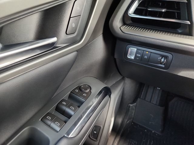 New 2026 Chevrolet Traverse LT w/ Sun and Wheel Package FWD image 22