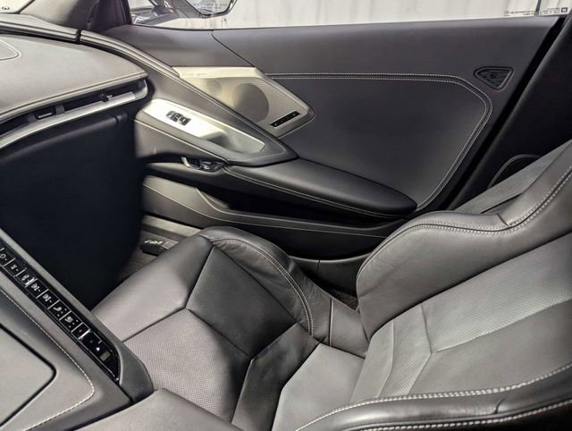 Used 2024 Chevrolet Corvette Stingray Preferred Cpe w/ 2LT RWD image 8