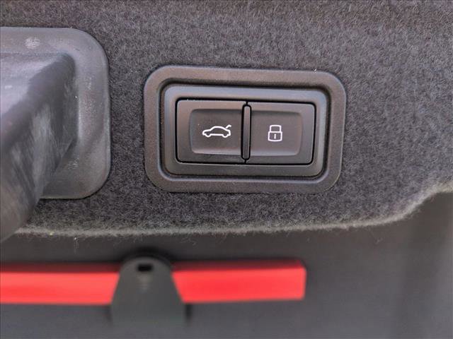 Used 2017 Audi A8 L 3.0T image 7