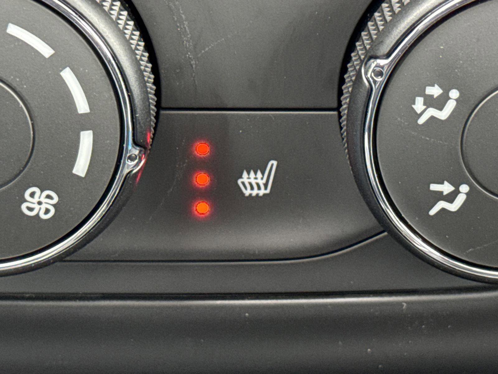 New 2026 Chevrolet Trax RS image 18