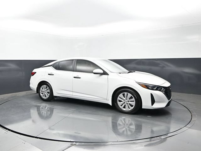 Used 2025 Nissan Sentra S FWD image 1