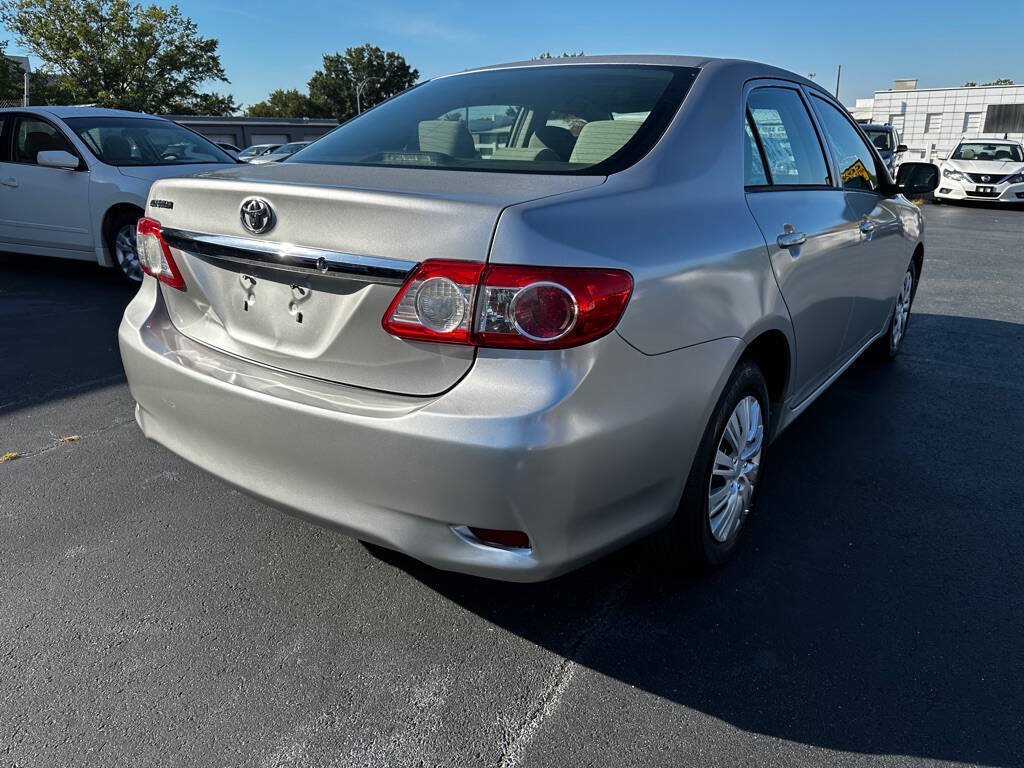 Used 2012 Toyota Corolla L FWD image 7