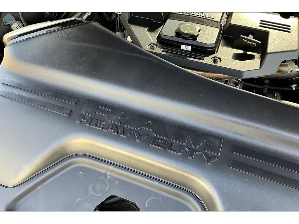 Used 2019 RAM 2500 Laramie image 32