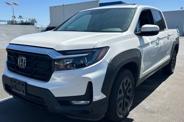 Used 2023 Honda Ridgeline RTL-E image 2