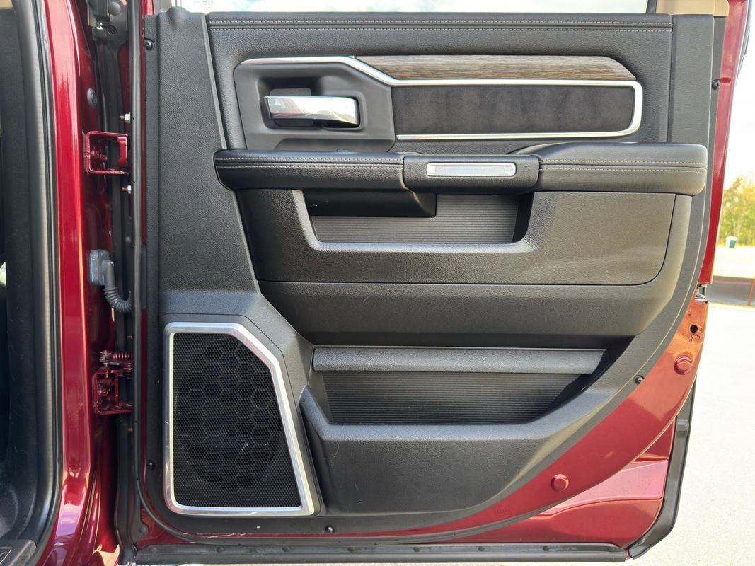 Used 2019 RAM 2500 Laramie image 24