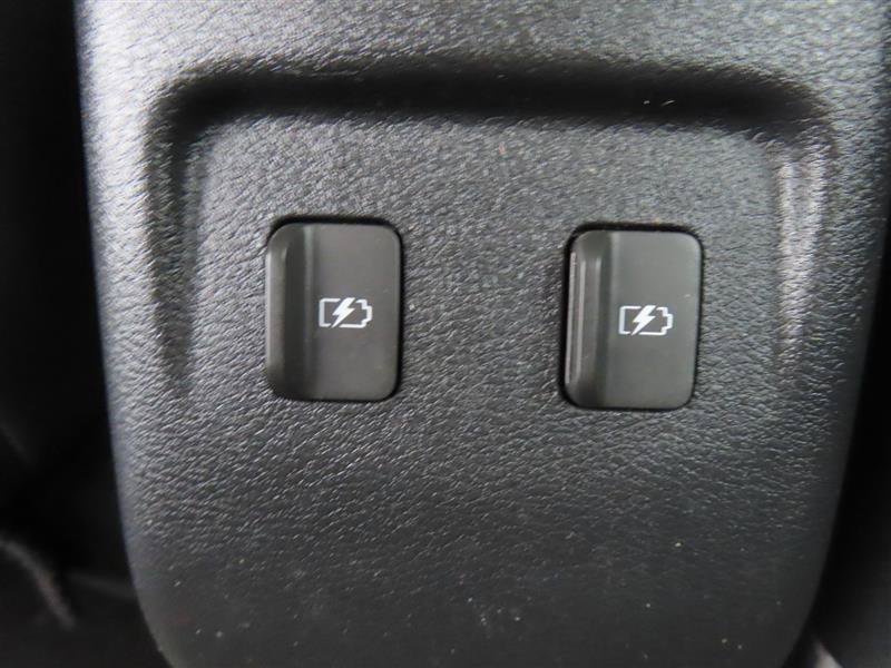 Used 2024 Nissan Kicks SV FWD image 31
