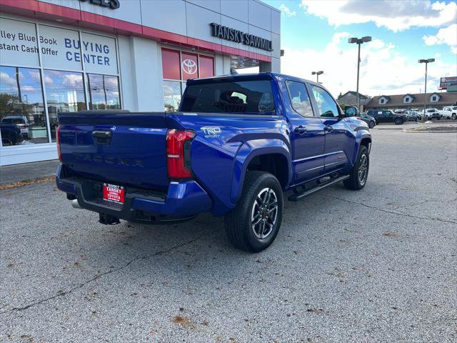 Certified 2025 Toyota Tacoma TRD Sport AWD/4WD image 5