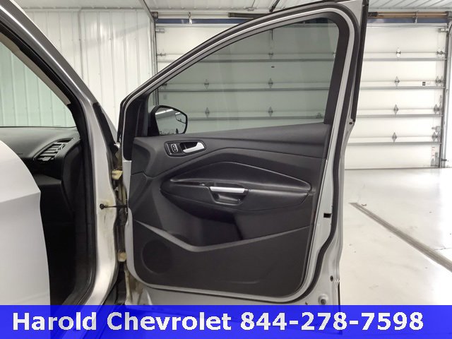 Used 2018 Ford Escape Titanium image 10