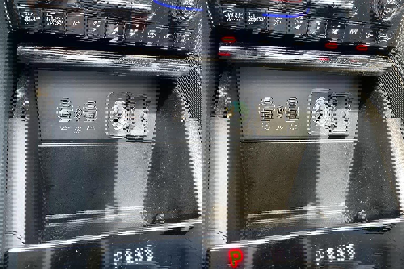 Used 2023 Jeep Grand Cherokee Limited image 35