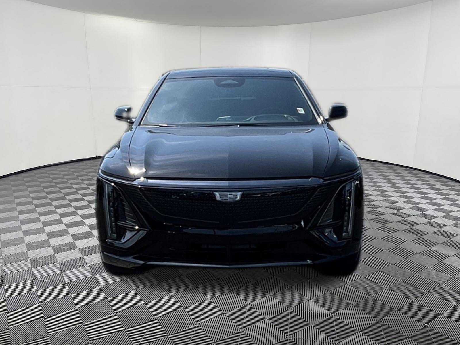 New 2026 Cadillac Lyriq Signature Sport AWD/4WD image 2