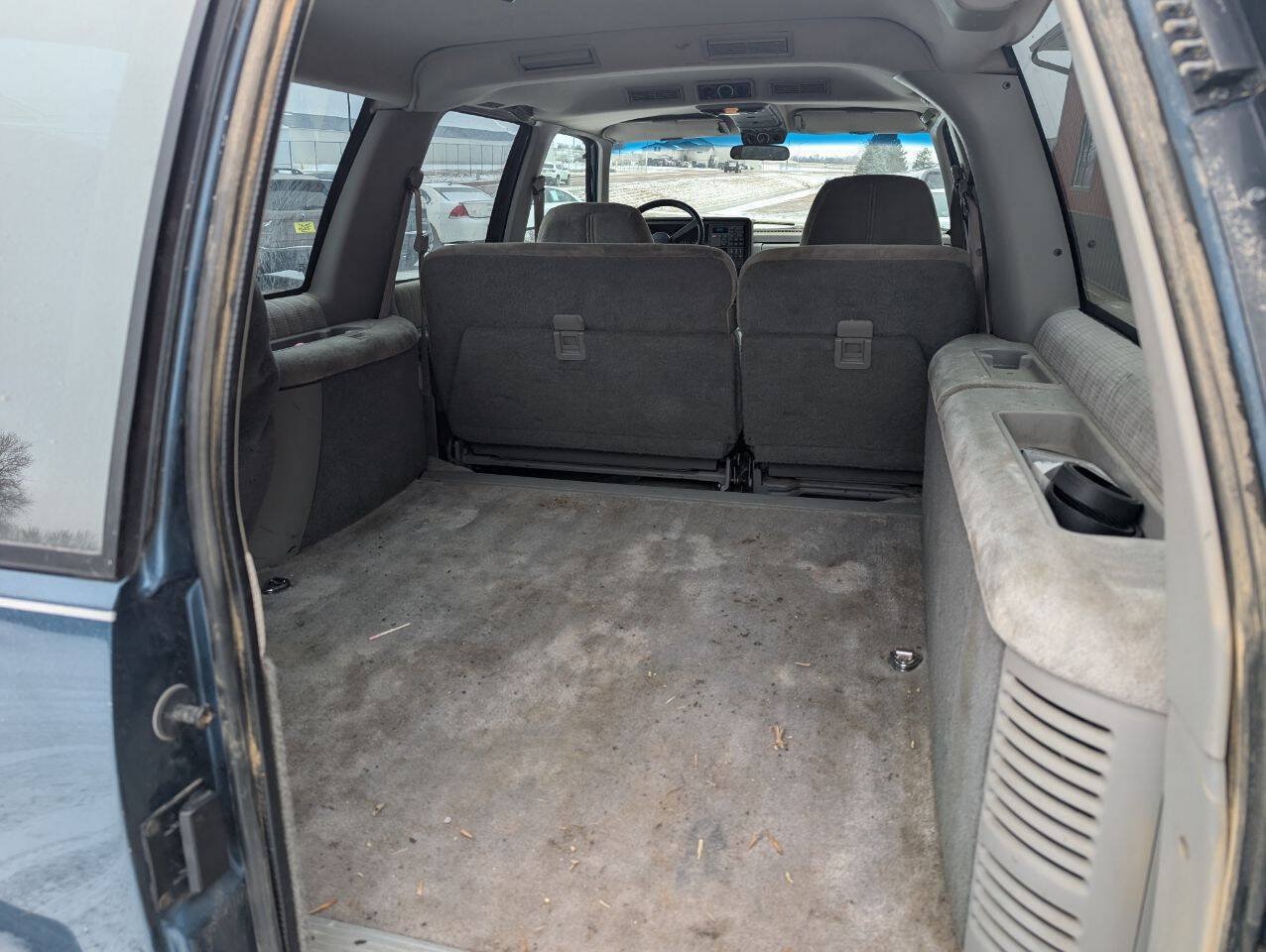 Used 1994 GMC Suburban 2500 AWD/4WD image 7