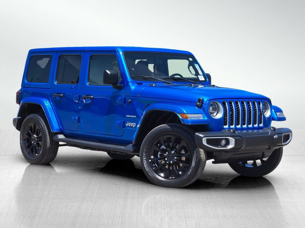 Used 2021 Jeep Wrangler Unlimited Sahara w/ Cold Weather Group AWD/4WD image 2