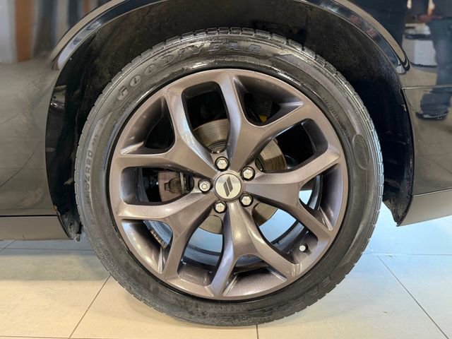 Used 2019 Dodge Challenger R/T image 36