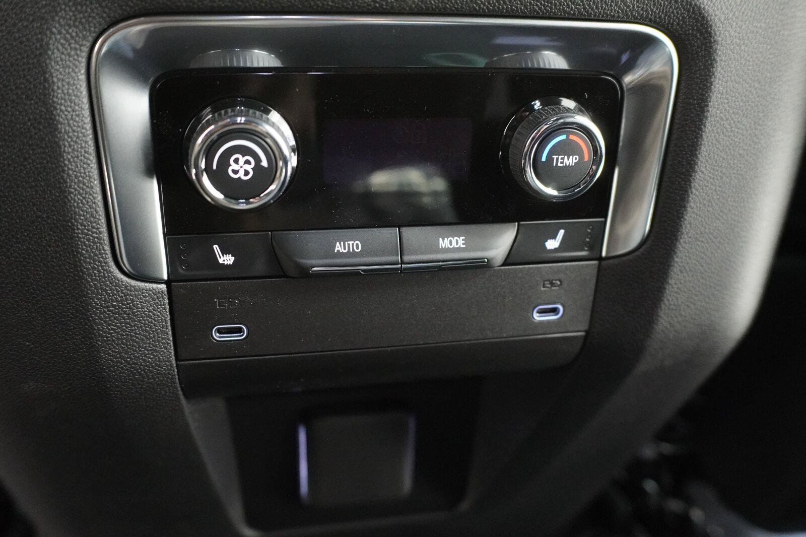 New 2026 Chevrolet Tahoe LT RWD image 32