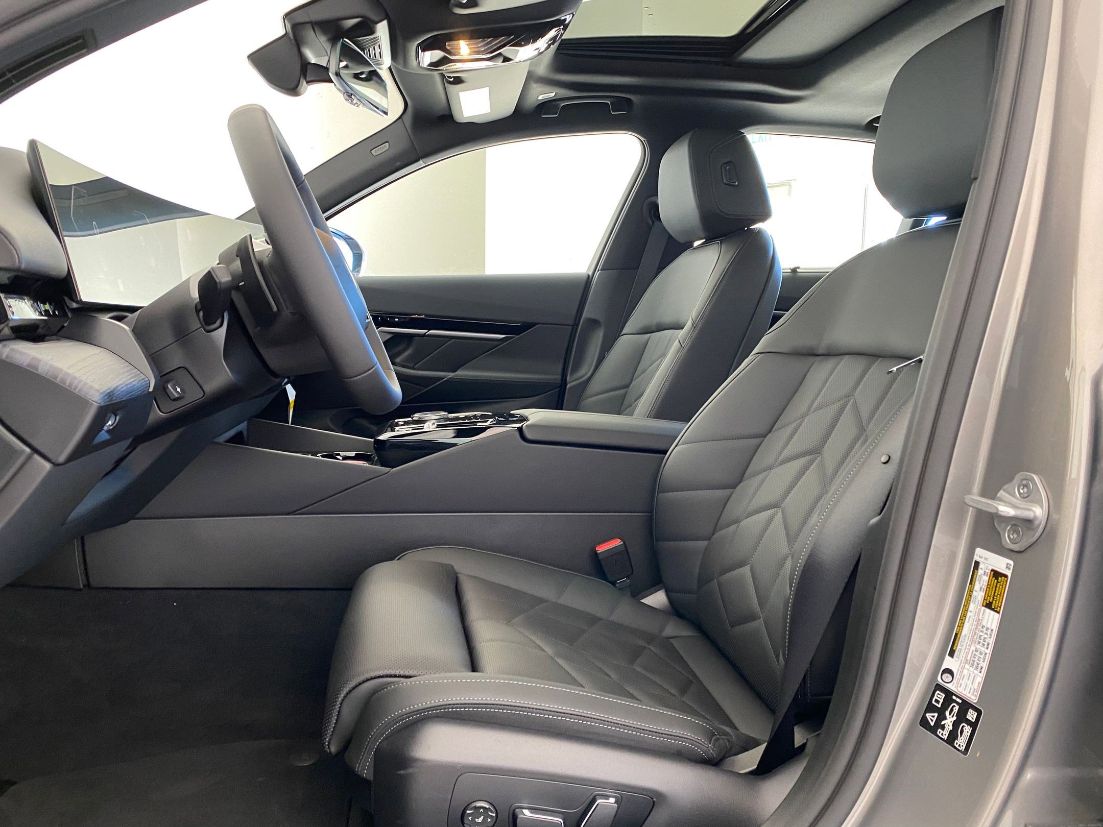 New 2026 BMW 530i xDrive w/ Premium Package image 4