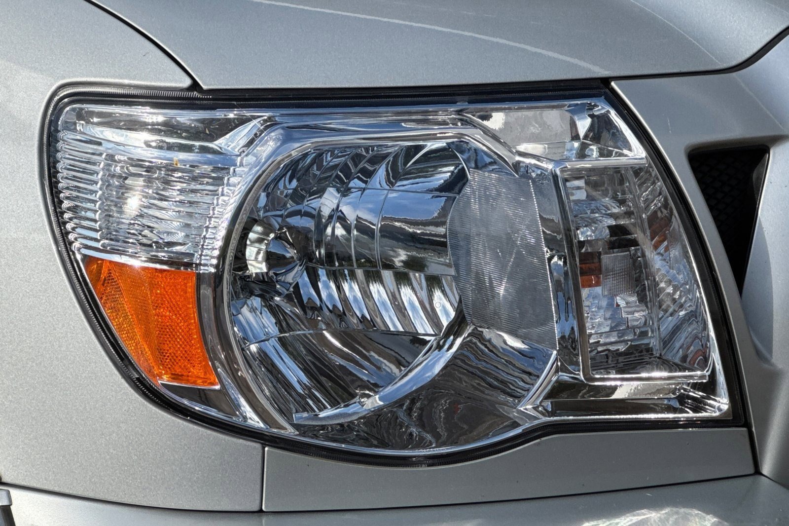 Used 2010 Toyota Tacoma PreRunner image 10