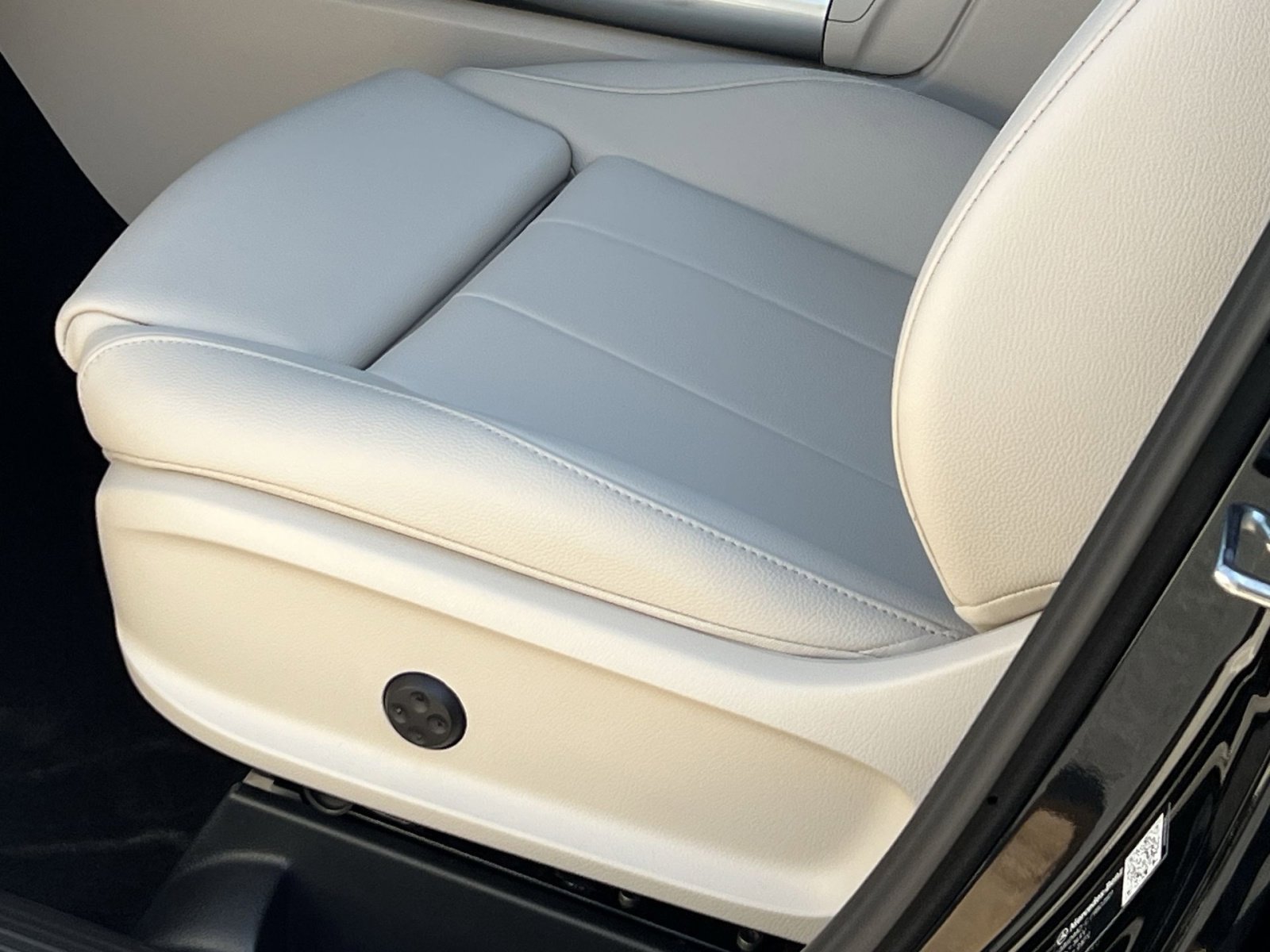 New 2026 Mercedes-Benz GLA 250 4MATIC image 12