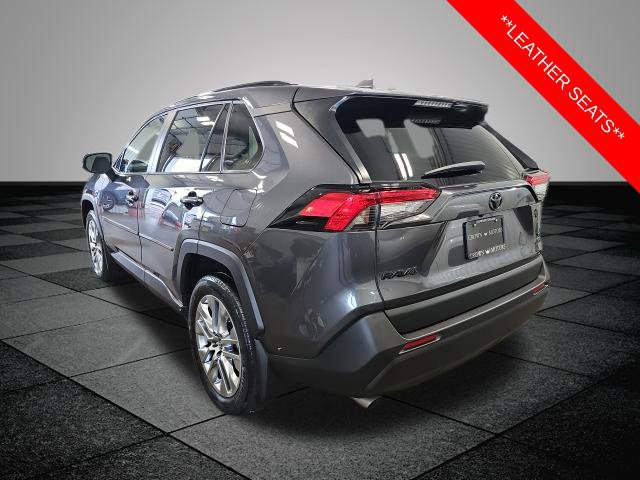 Used 2023 Toyota RAV4 XLE Premium AWD/4WD image 4