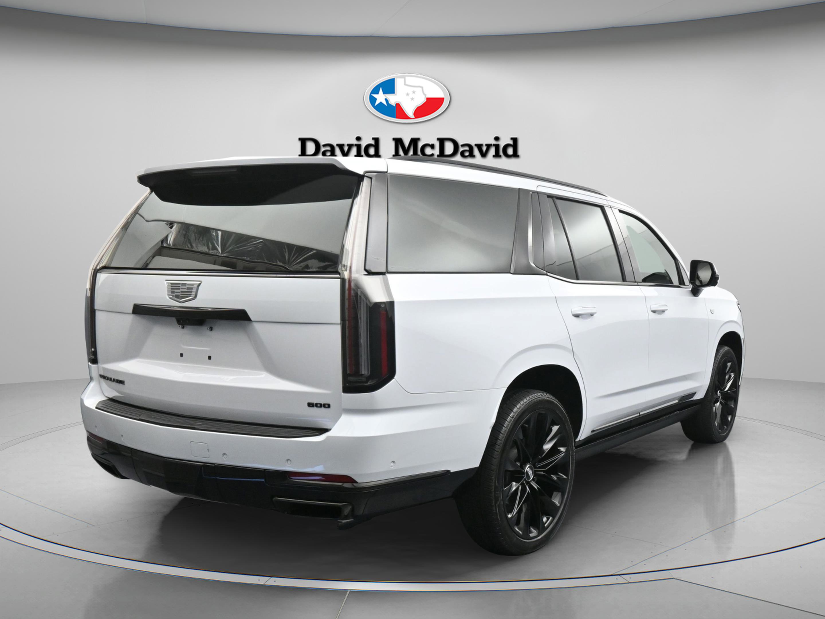 Used 2026 Cadillac Escalade Platinum Sport w/ LPO, ONYX Package image 8