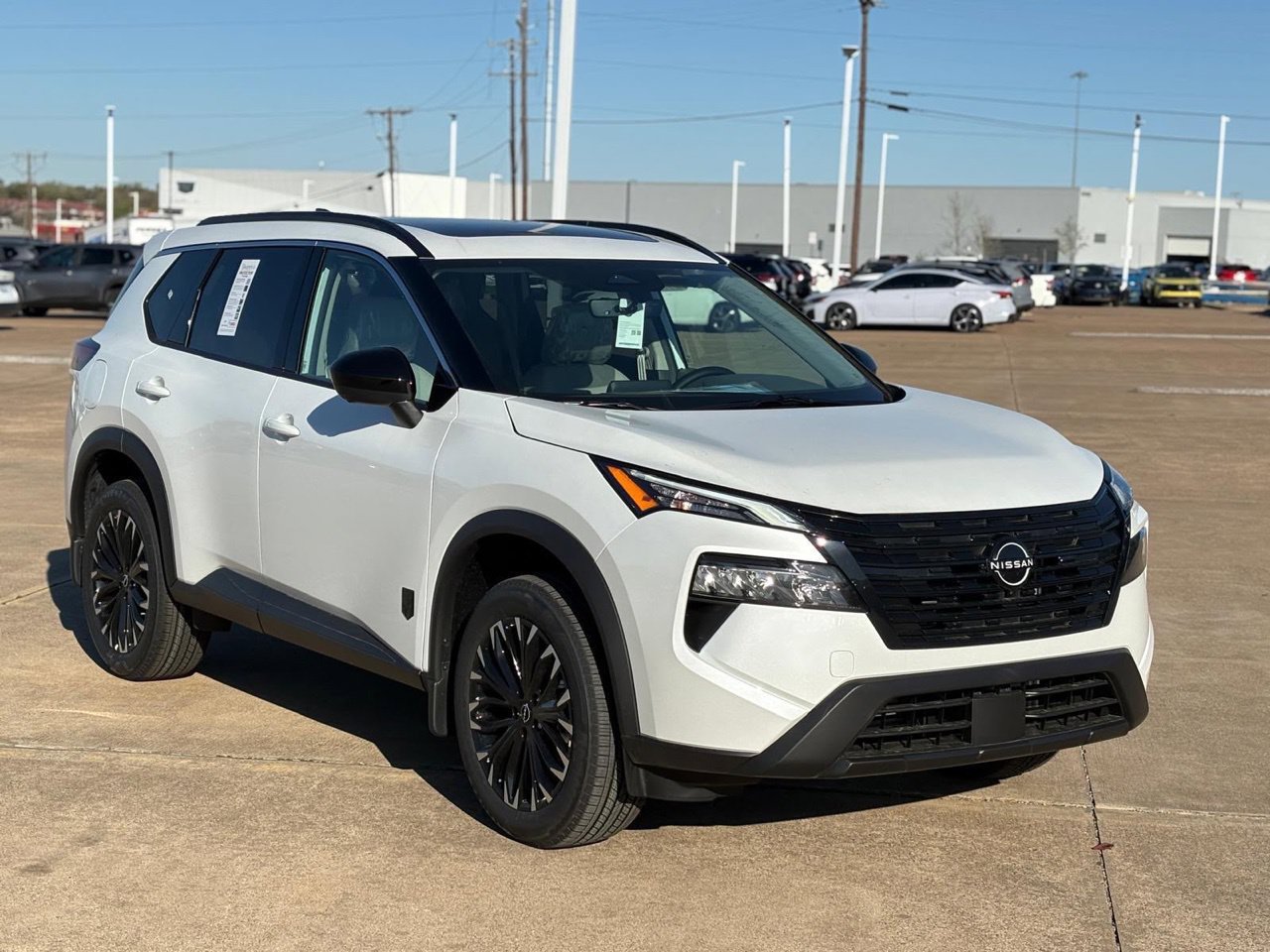 New 2026 Nissan Rogue Dark Armor FWD image 5