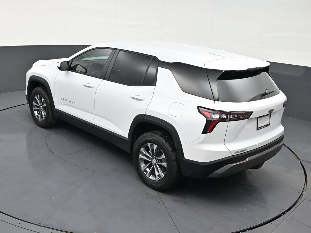 Used 2025 Chevrolet Equinox LT w/ Safety and Technology Package FWD image 13
