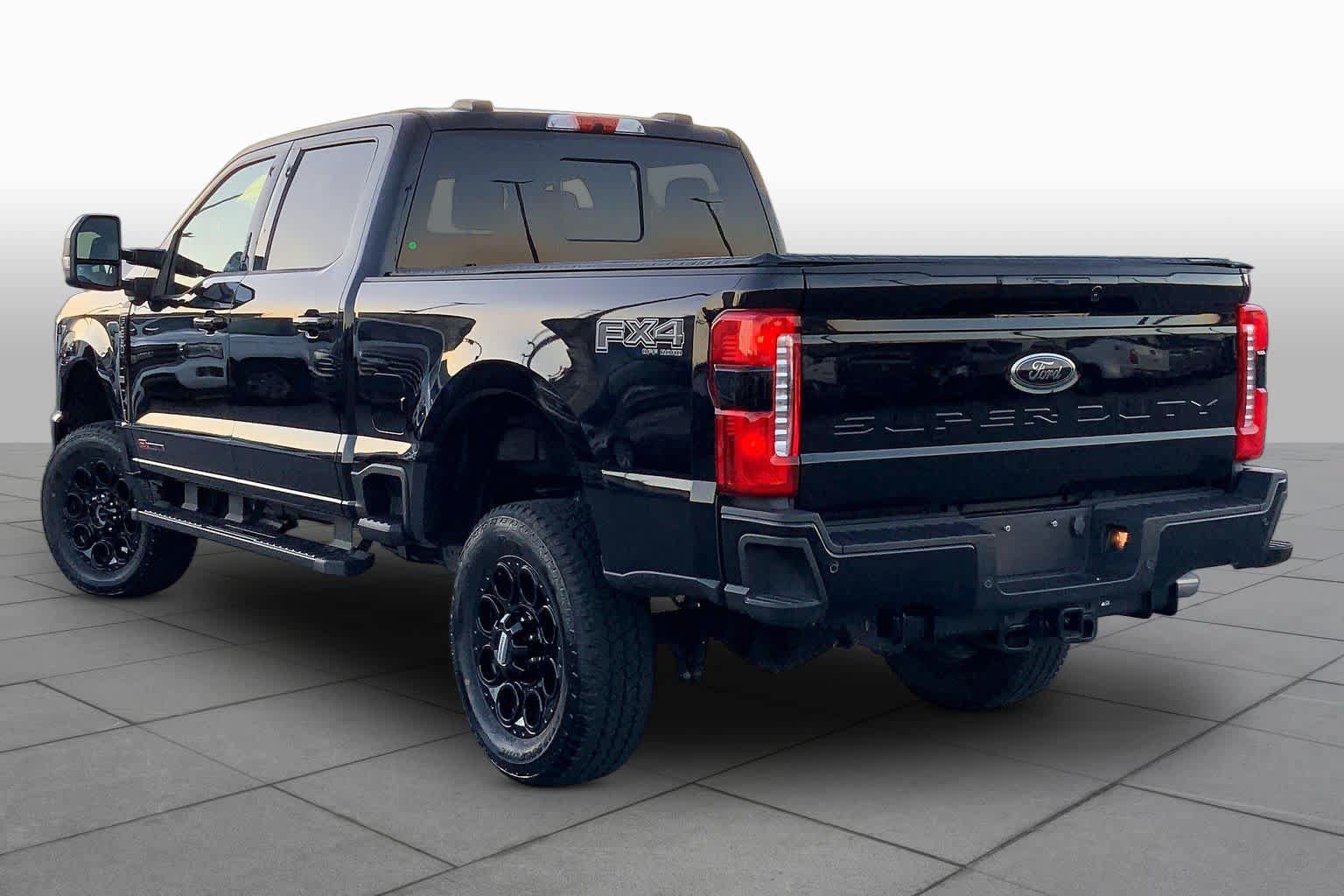 Used 2024 Ford F250 Lariat w/ Lariat Ultimate Package AWD/4WD image 11