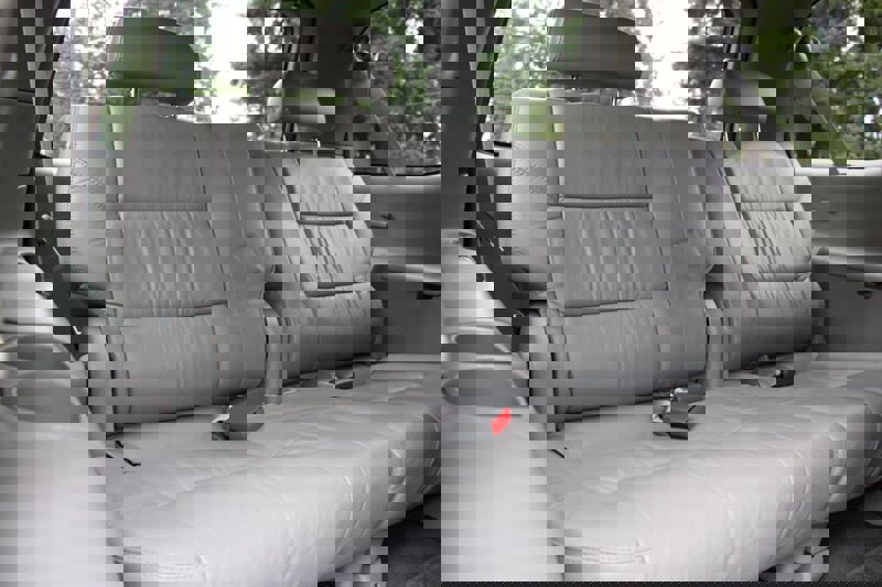 Used 2002 Toyota Sequoia SR5 image 17